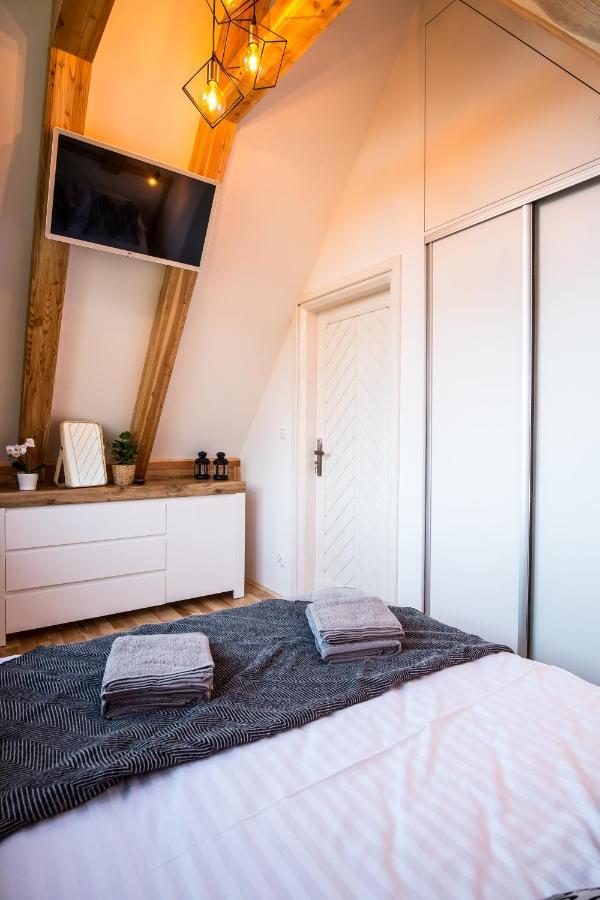 Domek & Apartament Na Ogrodzie Suche Exterior photo