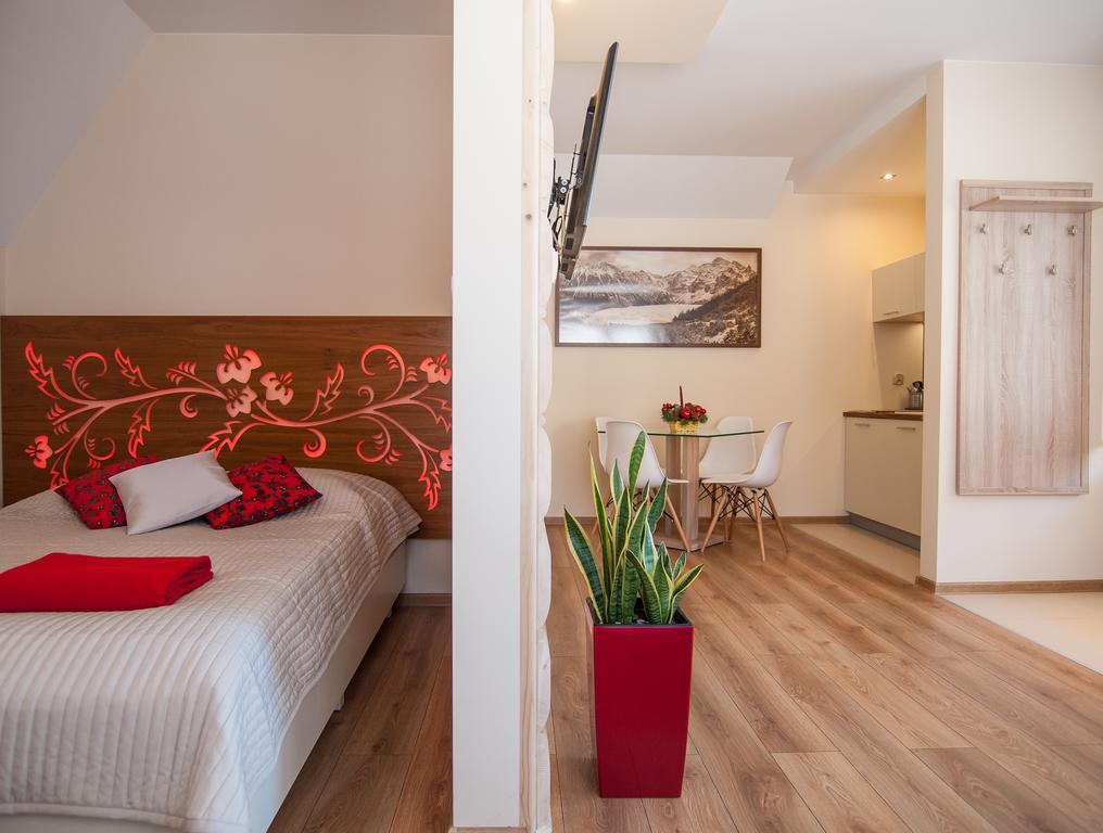 Domek & Apartament Na Ogrodzie Suche Room photo